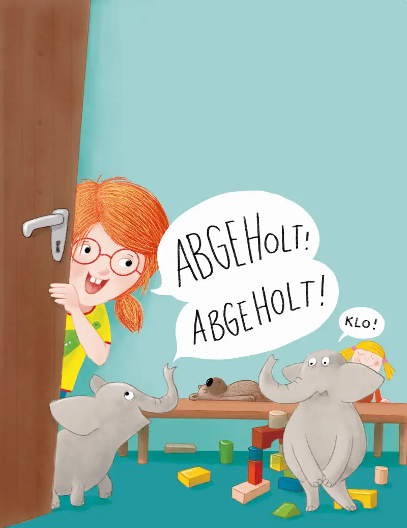 Ein rothaariges Mädchen ruft „Abgeholt!” in den Gruppenraum des Kindergartens.